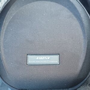 Bose Acoustic Noise Cancelling Headphones Case
